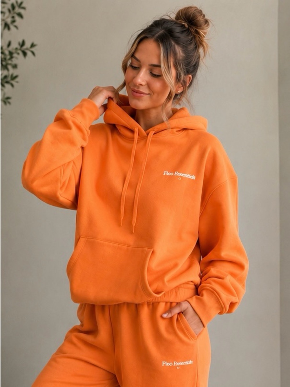 F085. FLEO | Essentials Orange Hoodie Sweatshirt - M
